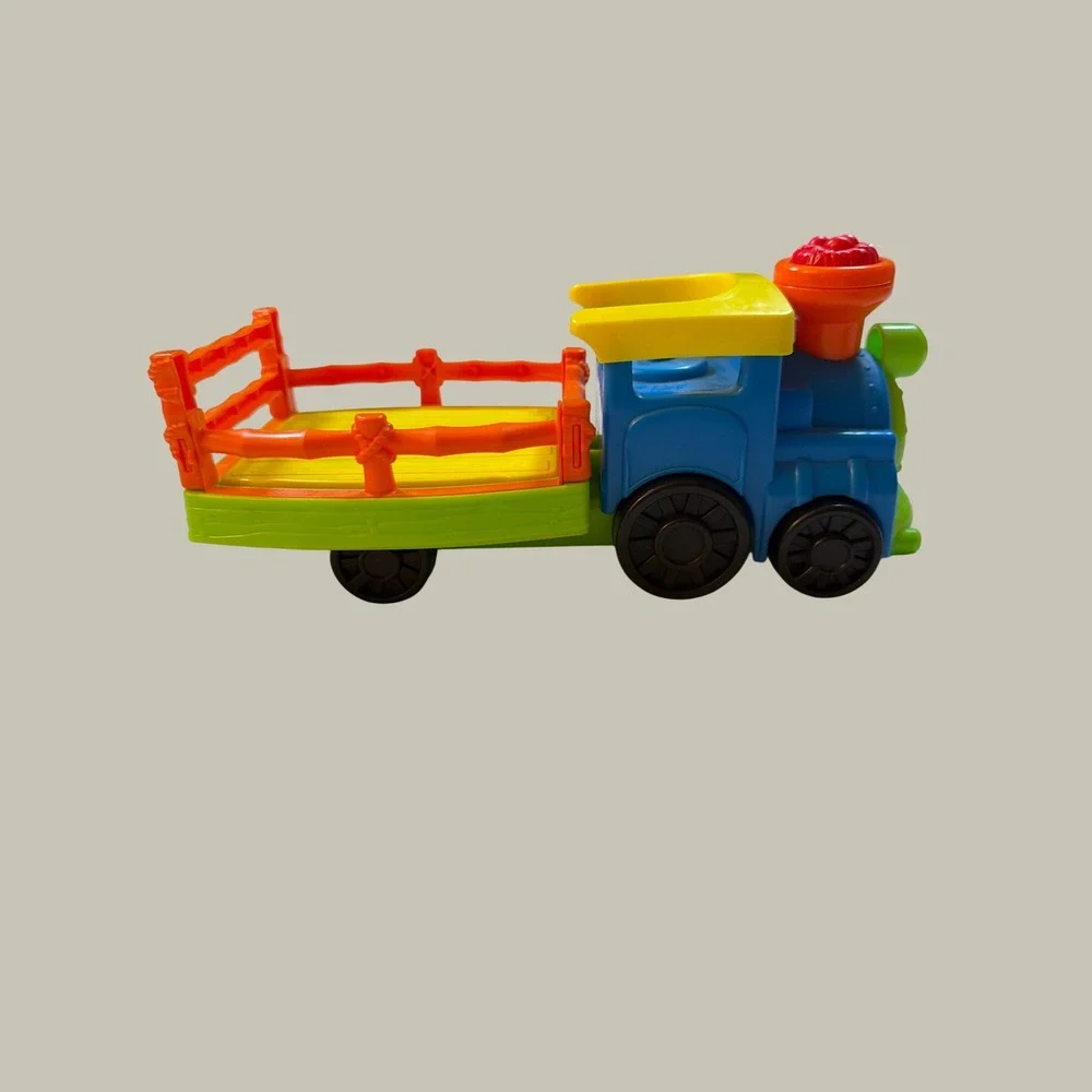 Fisher-Price Little People Choo-Choo Zoo Train CMP36 Musical Motorized Toy